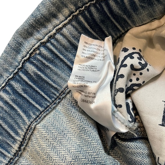 NWOT, We The Free Noah Foldover Harem Jeans Railroad Stripes Pleating - Picture 12 of 13